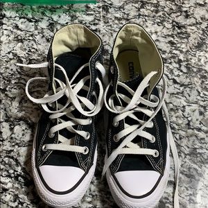 Converse Hi-Top Boys Size 5